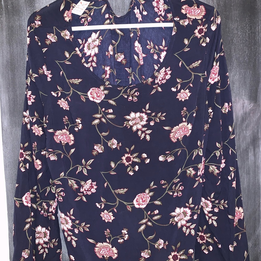 Floral Thin Long Sleeve Blouse